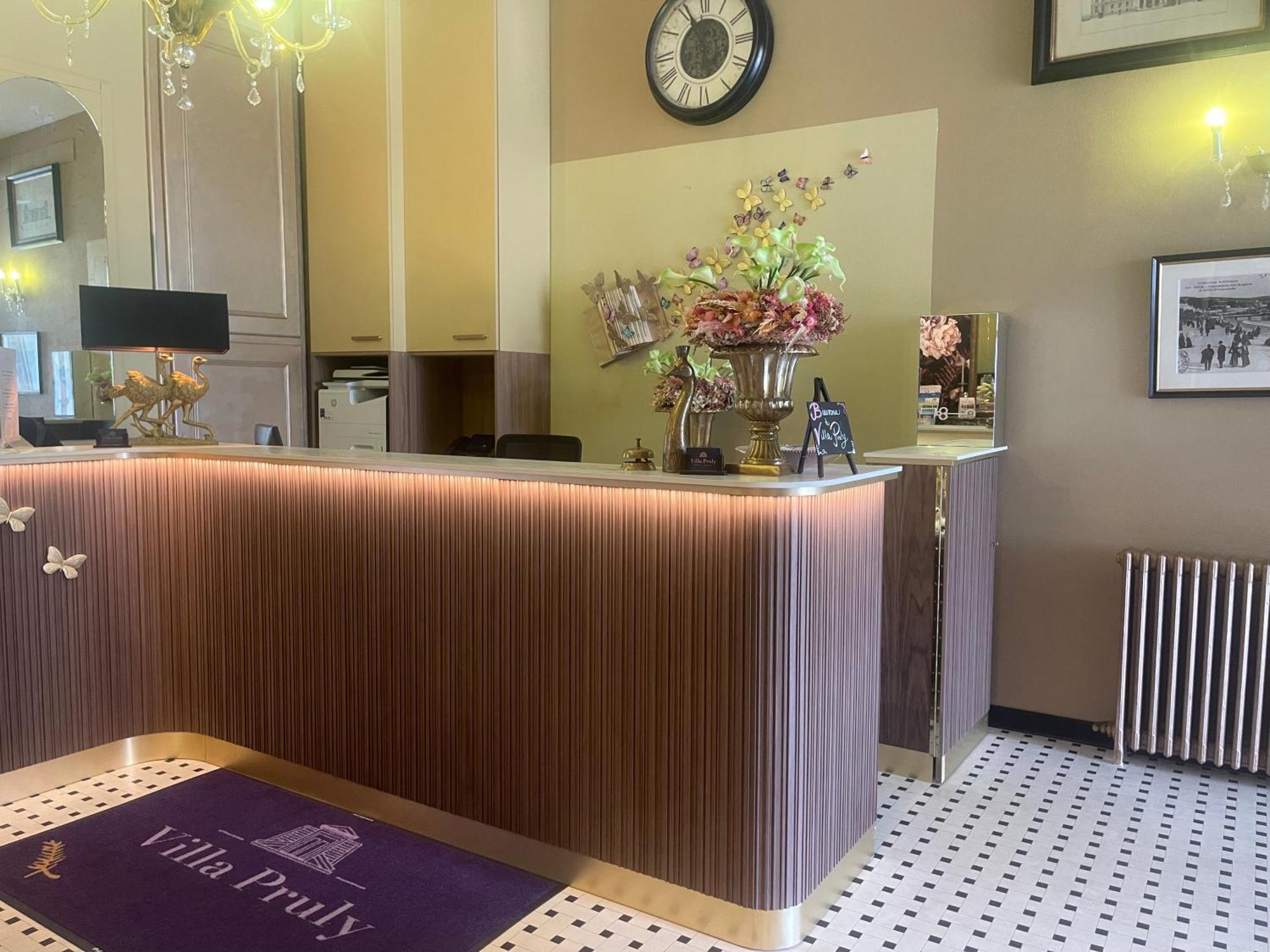 Hotel Pruly Centre 3*