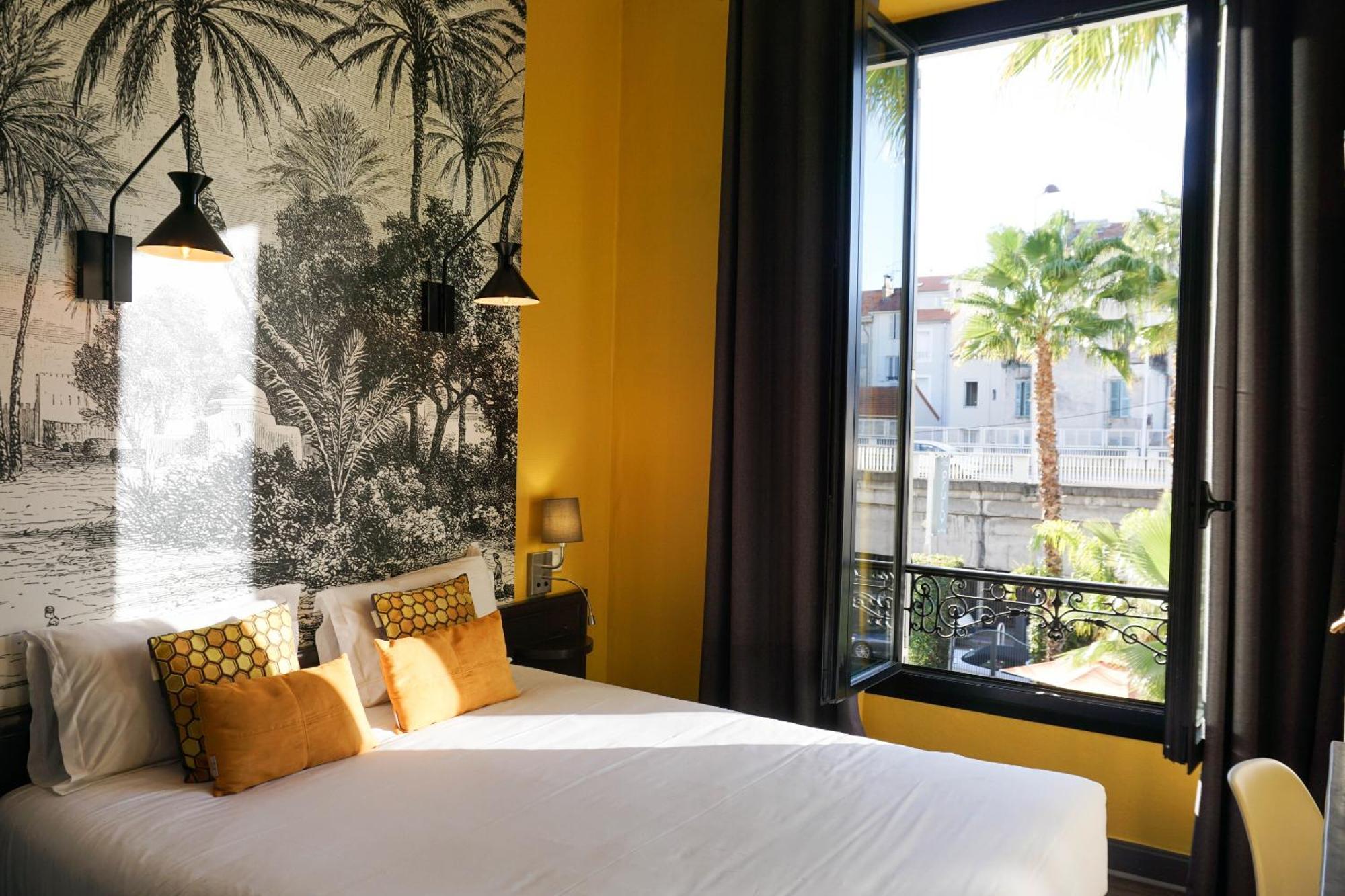 Hotel Pruly Centre 3*