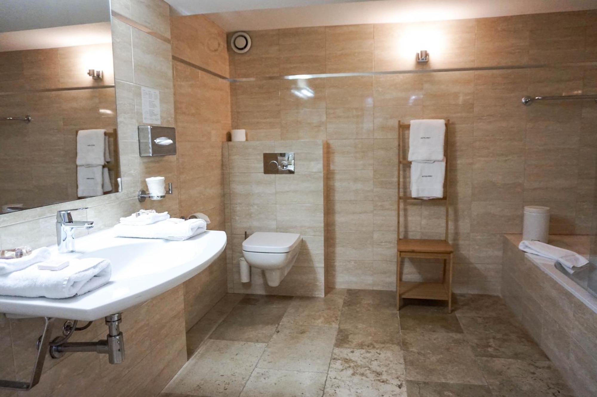 Pruly Centre Hotel 3*